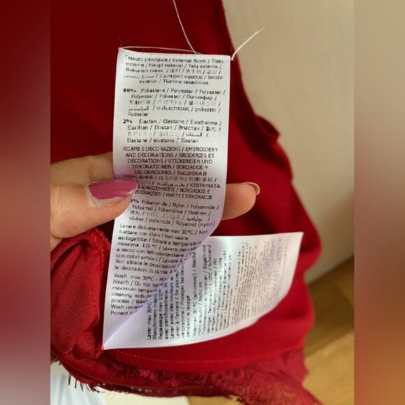 Liu Jo Scarlet Sleeveless Blouse with Lace Detail - Picture 5 of 6